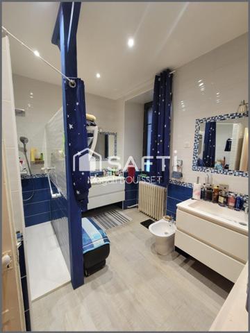 Charmante maison T8 de 195m² et 7 chambres, cour, cave, atelier, garage.