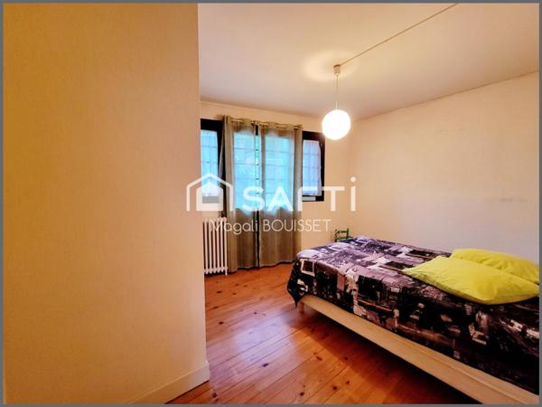 Charmante maison T8 de 195m² et 7 chambres, cour, cave, atelier, garage.