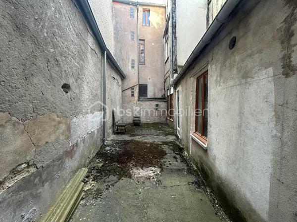 Immeuble mixte de 150,46 m²