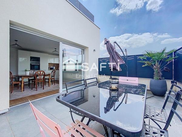 Appartement coup de coeur dans petite copropriété, 3 chambres, 2 places de stationnements, 1 garage