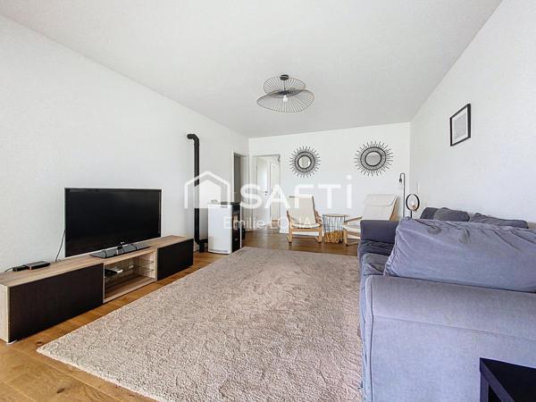 Appartement coup de coeur dans petite copropriété, 3 chambres, 2 places de stationnements, 1 garage