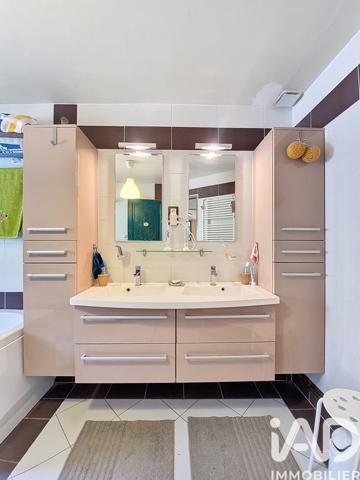 Maison à vendre 7 pièces 188 m² Bevons