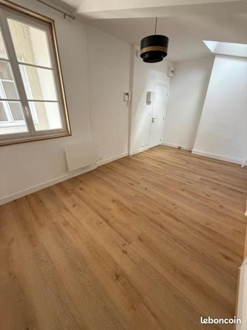 Location Appartement T1 - CENTRE VILLE