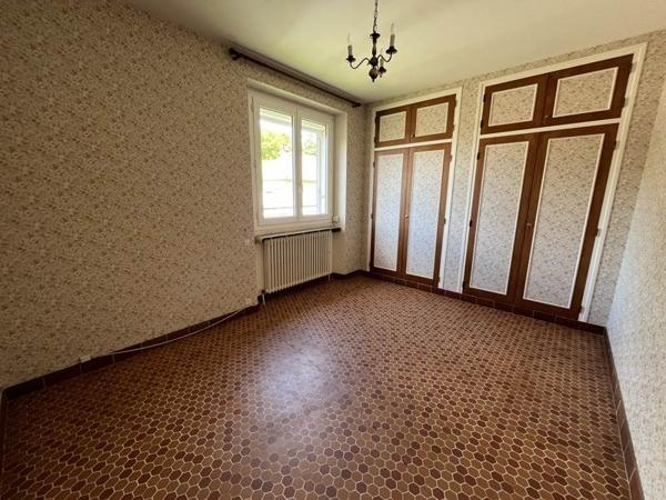 Maison à vendre |                                       Saint-Céré |                                        5 pièces  |  150 m²
