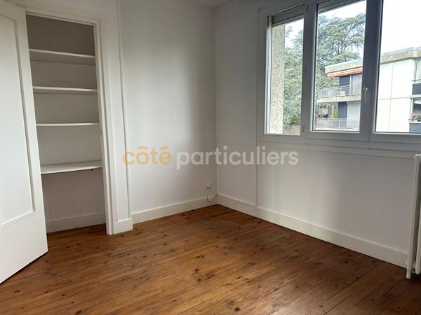 Vente
                Maison5 Pièces -
                    CHAMALIERES (63400)