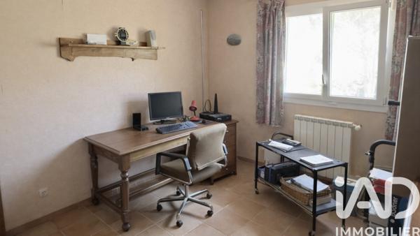Maison à vendre 8 pièces 175 m² Cuers