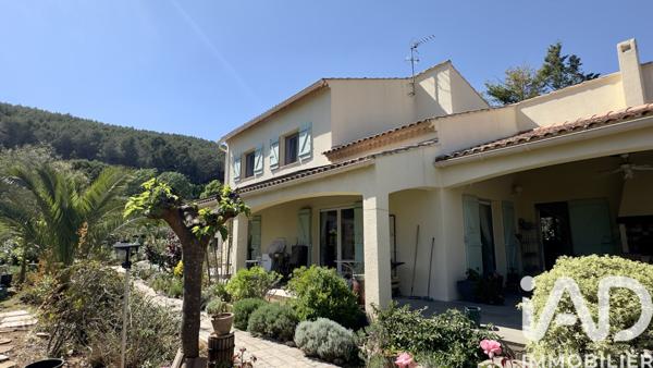 Maison à vendre 8 pièces 175 m² Cuers