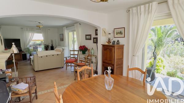 Maison à vendre 8 pièces 175 m² Cuers