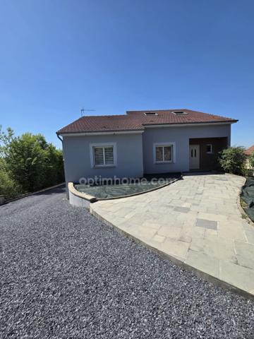 à vendre!! Maison d'architecte de plain pied 3 chambres avec sous-sol semi enterré