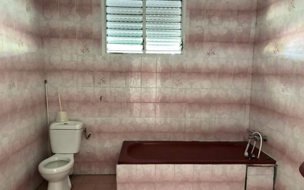 Maison à vendre    6 pièces • 164 m2 Le Moule