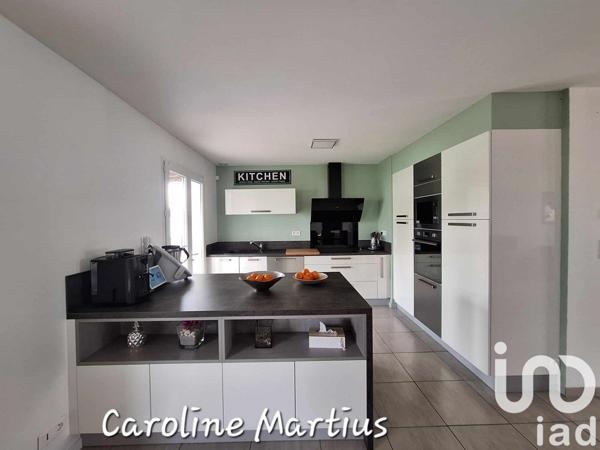 Maison à vendre 4 pièces 139 m² Ferrières