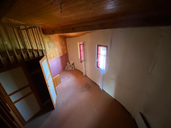 Dpt Pyrénées Orientales (66), à vendre EUS, Maison 4 pièces 73 m² cour intérieure à rénover