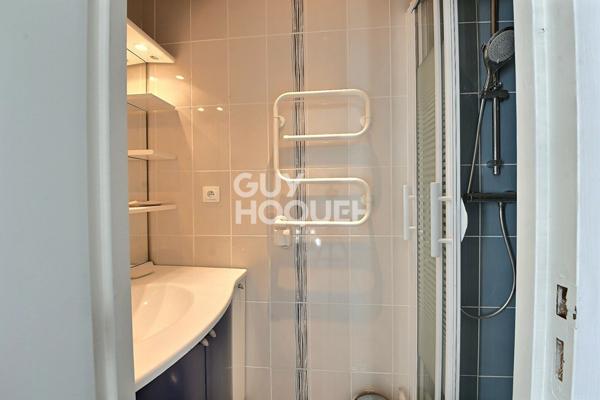 Montchat - Maison contemporaine T7 - 4 chambres avec piscine, sauna, hammam, garage et cave - 69003