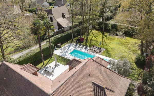 Maison à vendre    6 pièces •  Lons