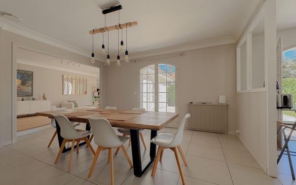 Maison à vendre    6 pièces •  Lons