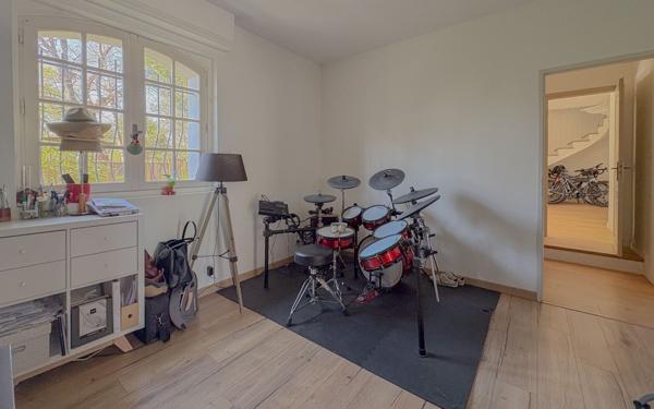 Maison à vendre    6 pièces •  Lons