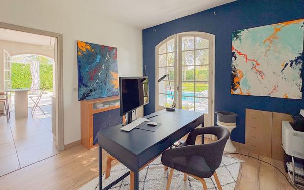 Maison à vendre    6 pièces •  Lons