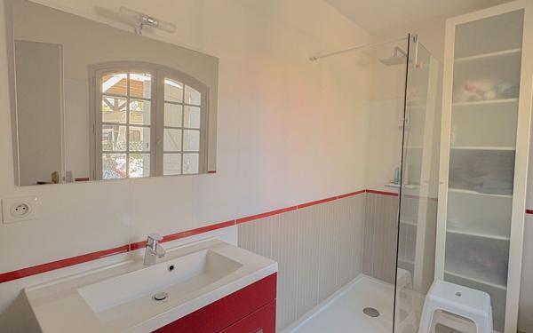 Maison à vendre    6 pièces •  Lons