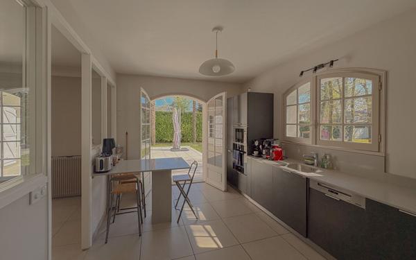 Maison à vendre    6 pièces •  Lons