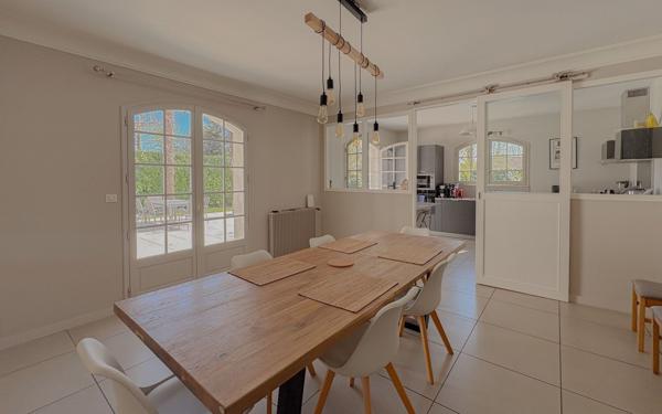 Maison à vendre    6 pièces •  Lons