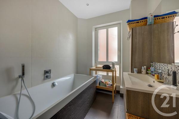 Appartement F3 à vendre  3 pièces - 73,55 m2 MONTROUGE - 92