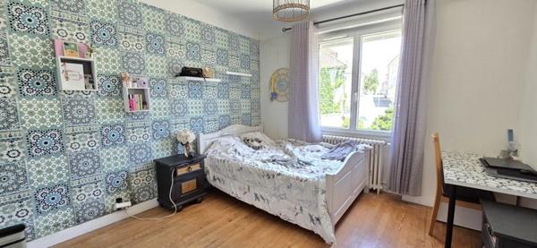 Maison à vendre |                                       Thenon |                                        7 pièces  |  160 m²