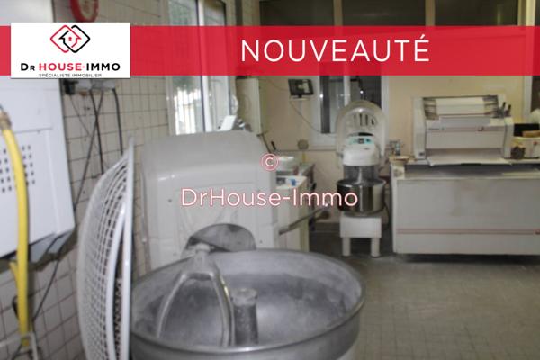 Commerce à vendre 10 pièces de 210 m²