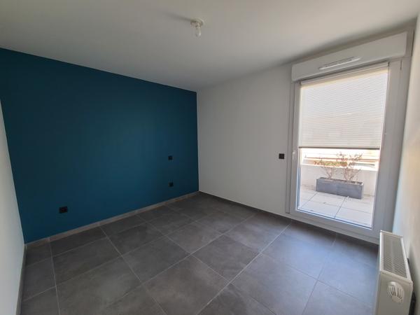 Appartement
         4 pièces
        - 105 m² Exclusivité 499 000 € *