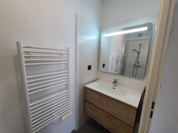 Appartement
         4 pièces
        - 105 m² Exclusivité 499 000 € *