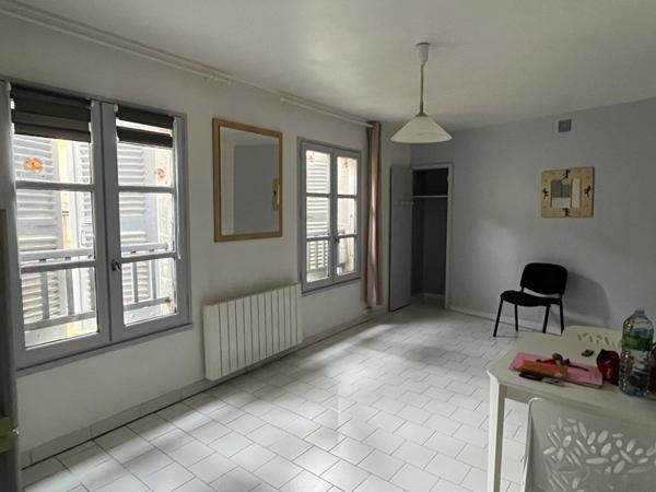 Immeuble à vendre |  Périgueux |  550 m²
