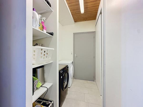 MAISON TROIS CHAMBRES A VENDRE BREST PETIT KERZU - GARAGE