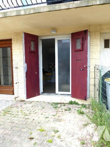 A VENDRE APPARTEMENT T2 + BALCON + GARAGE SUR LA COMMUNE DU GRAU DU ROI
