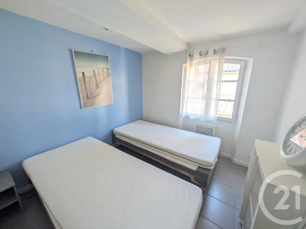Appartement T2 à vendre  2 pièces - 32 m 2   TOULON  - 83