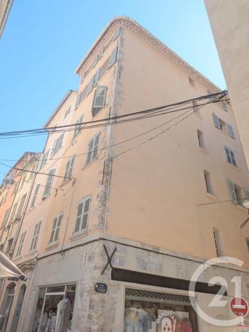 Appartement T2 à vendre  2 pièces - 32 m 2   TOULON  - 83