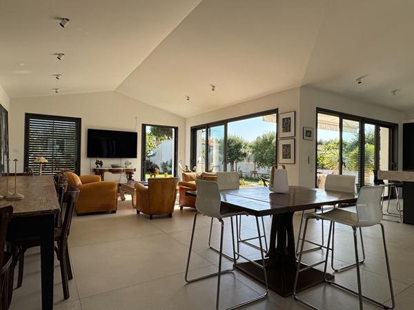 Maison Sainte Marie De Re 4 pièce(s) 152 m2