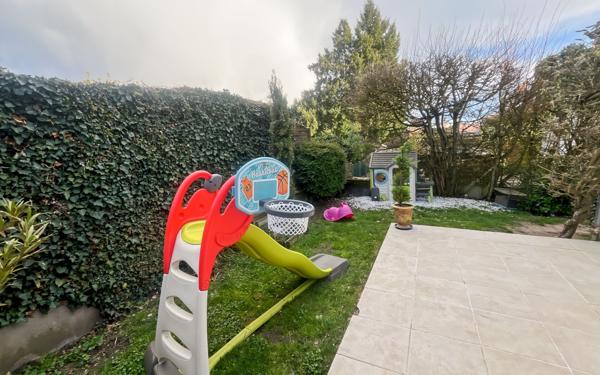 Maison à vendre    5 pièces •  La Chapelle-Saint-Mesmin