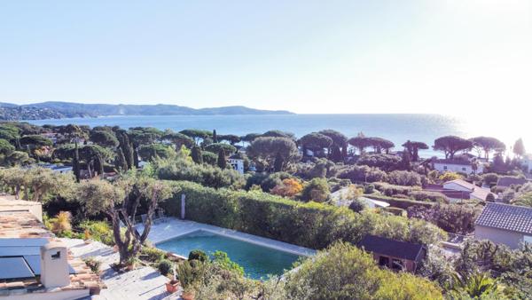 Maison à vendre  5 pièces - 173 m2 CAVALAIRE SUR MER - 83