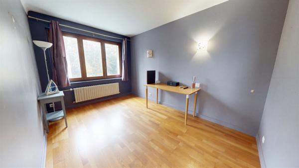 Maison 4 chambres + bureau