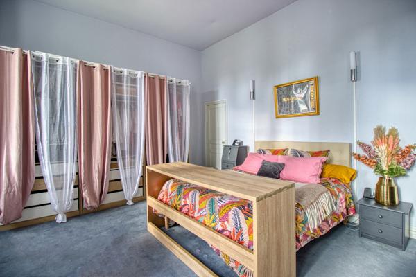 Maison 10 pièces - 378 m²