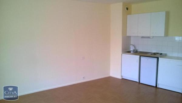 Appartement à louer 1 pièce 29.28m² Tours (37000)