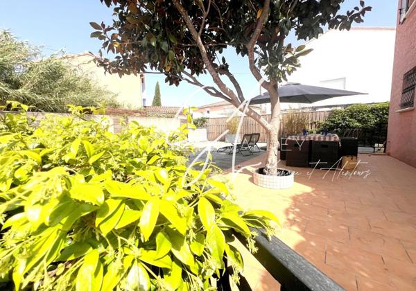 MAISON 4 CHAMBRES AVEC PISCINE