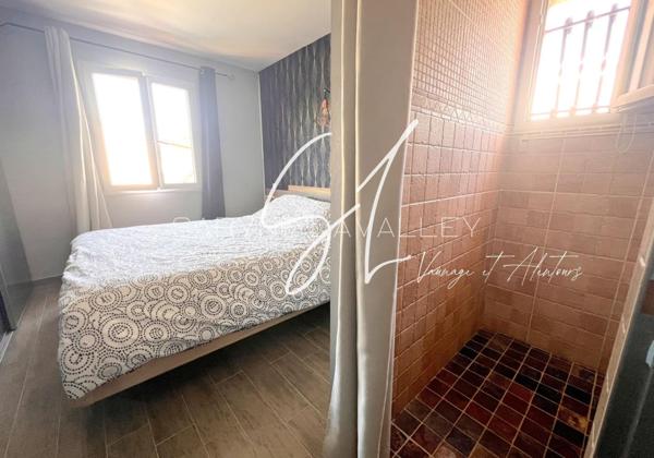 MAISON 4 CHAMBRES AVEC PISCINE