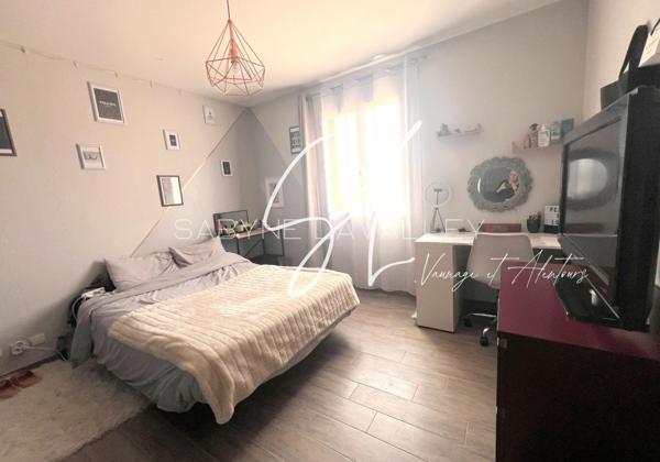 MAISON 4 CHAMBRES AVEC PISCINE