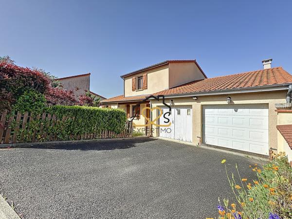 Billom (63160) Grande maison avec vue à Billom