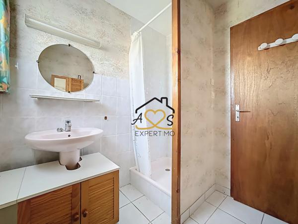 Billom (63160) Grande maison avec vue à Billom