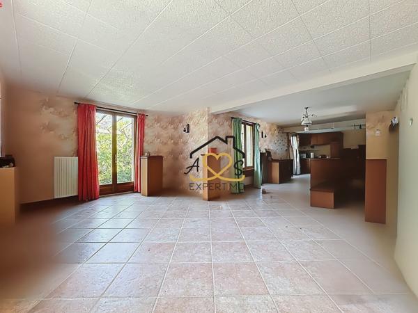 Billom (63160) Grande maison avec vue à Billom