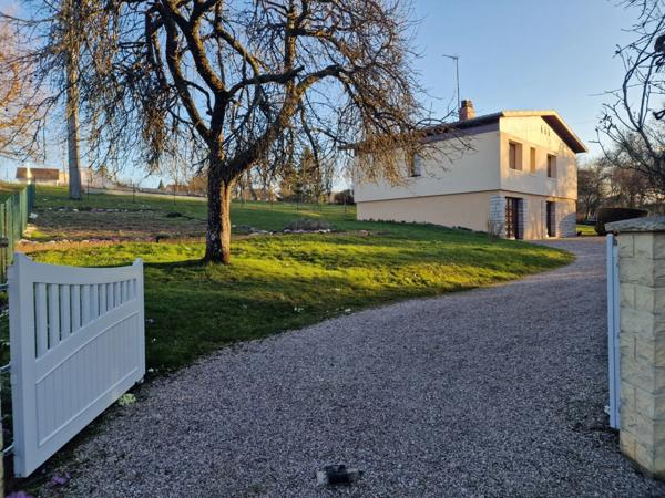 Dpt Vosges (88), à vendre proche de CONTREXEVILLE MAISON P6 avec GARAGE + DEPENDANCE de 400 m2 / TERRAIN 2000 m2