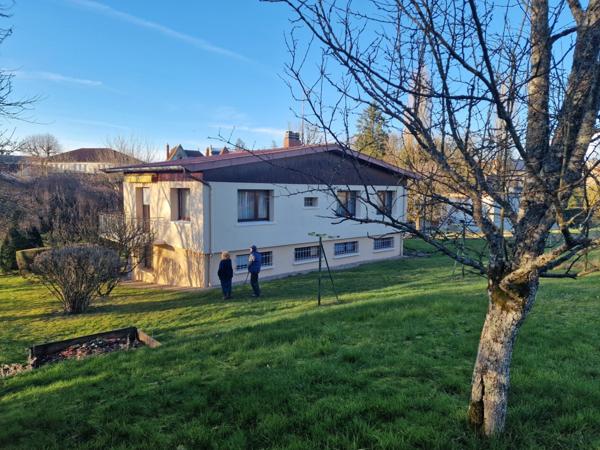 Dpt Vosges (88), à vendre proche de CONTREXEVILLE MAISON P6 avec GARAGE + DEPENDANCE de 400 m2 / TERRAIN 2000 m2