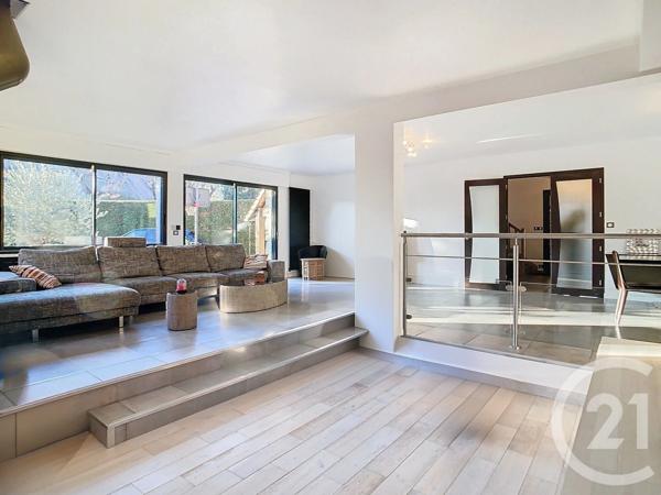 Maison à vendre  9 pièces - 243,31 m2 THIAIS - 94