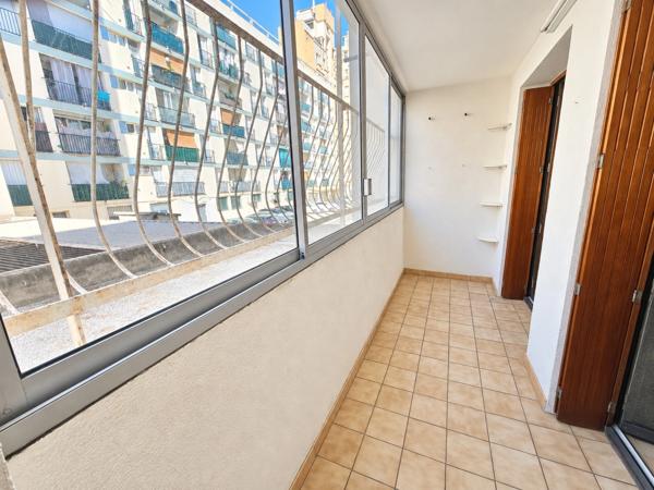Appartement à vendre 3 pièces MARSEILLE 7EME ARRONDISSEMENT (13)